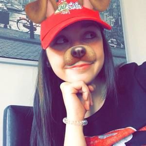 Meet your Posher, Ava